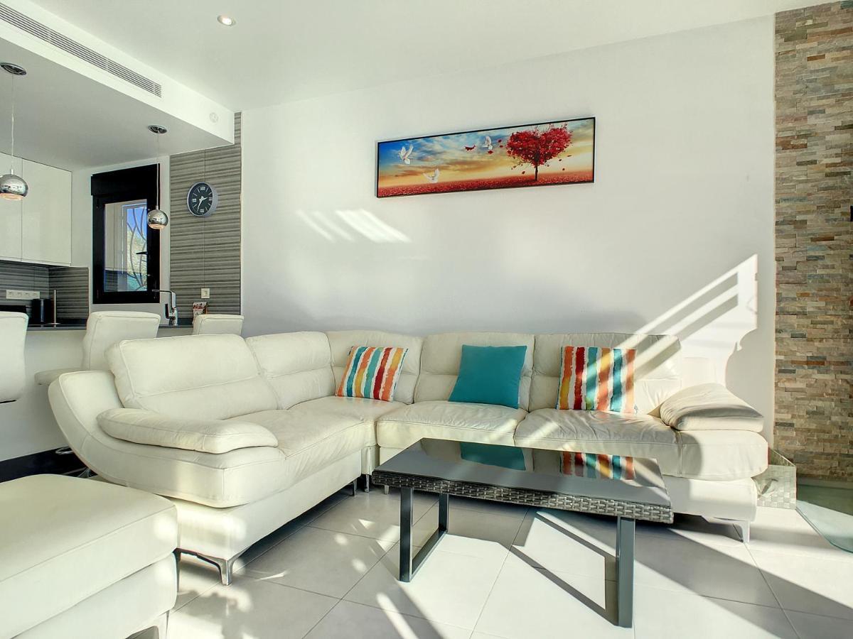 Villa Sur - - 8409 Sucina