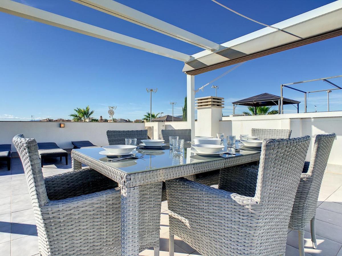 Sur - - 8409 Villa *