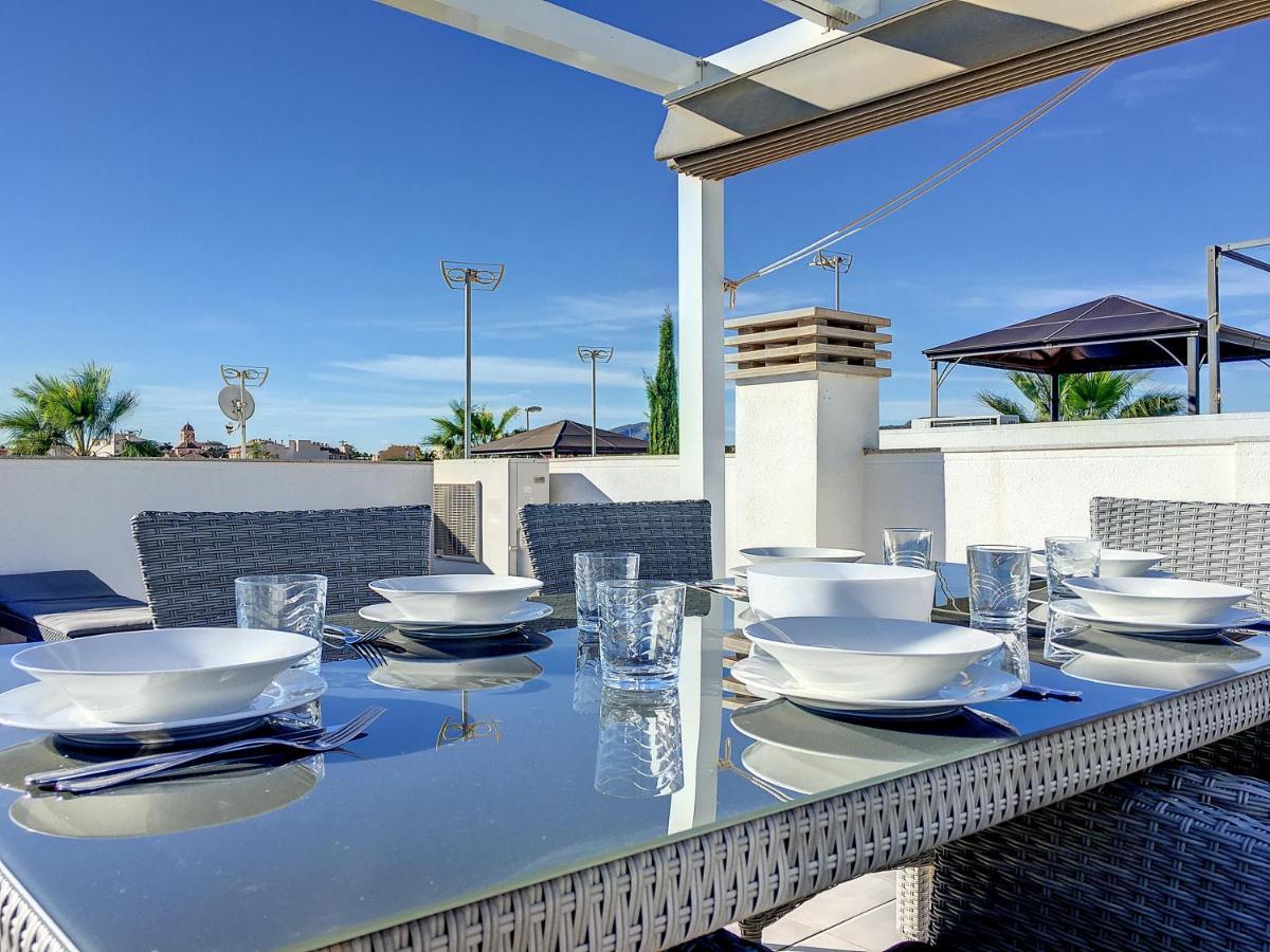 Sur - - 8409 Villa Sucina